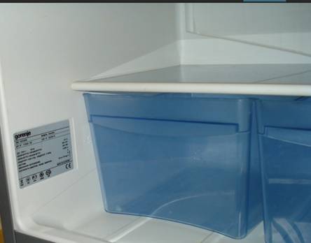 Заводская шильда холодильника